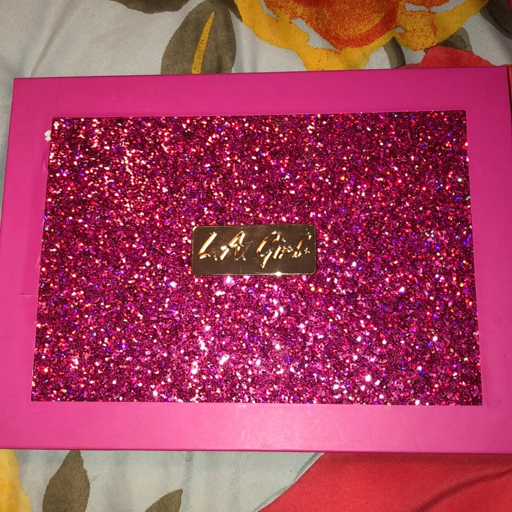 L.A. Girl Reverie 35-color eyeshadow palette